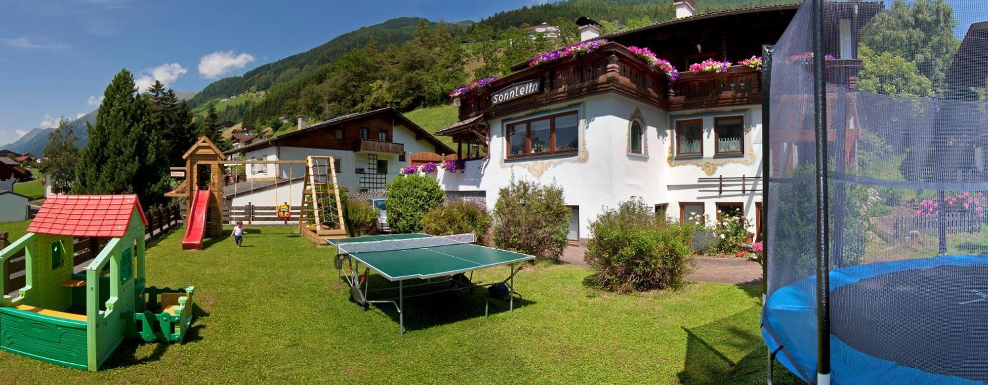Pension Sonnleitn Neustift im Stubaital Exterior photo